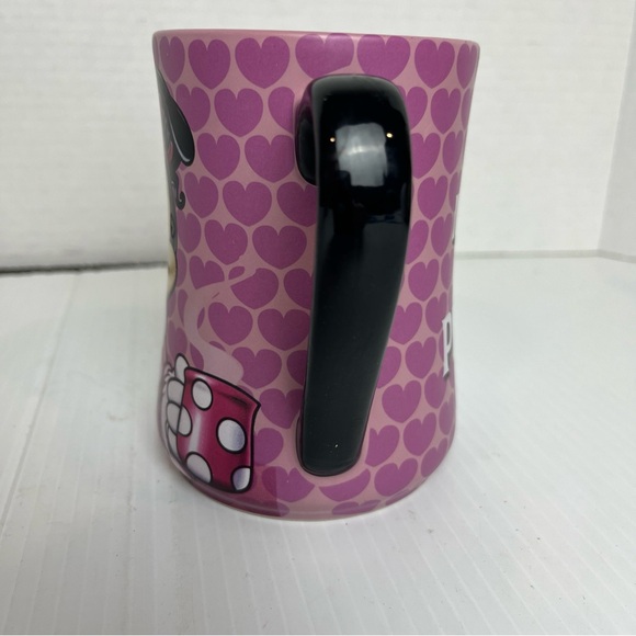 Minnie Mouse “mornings aren’t easy” mug Disney - Picture 6 of 6